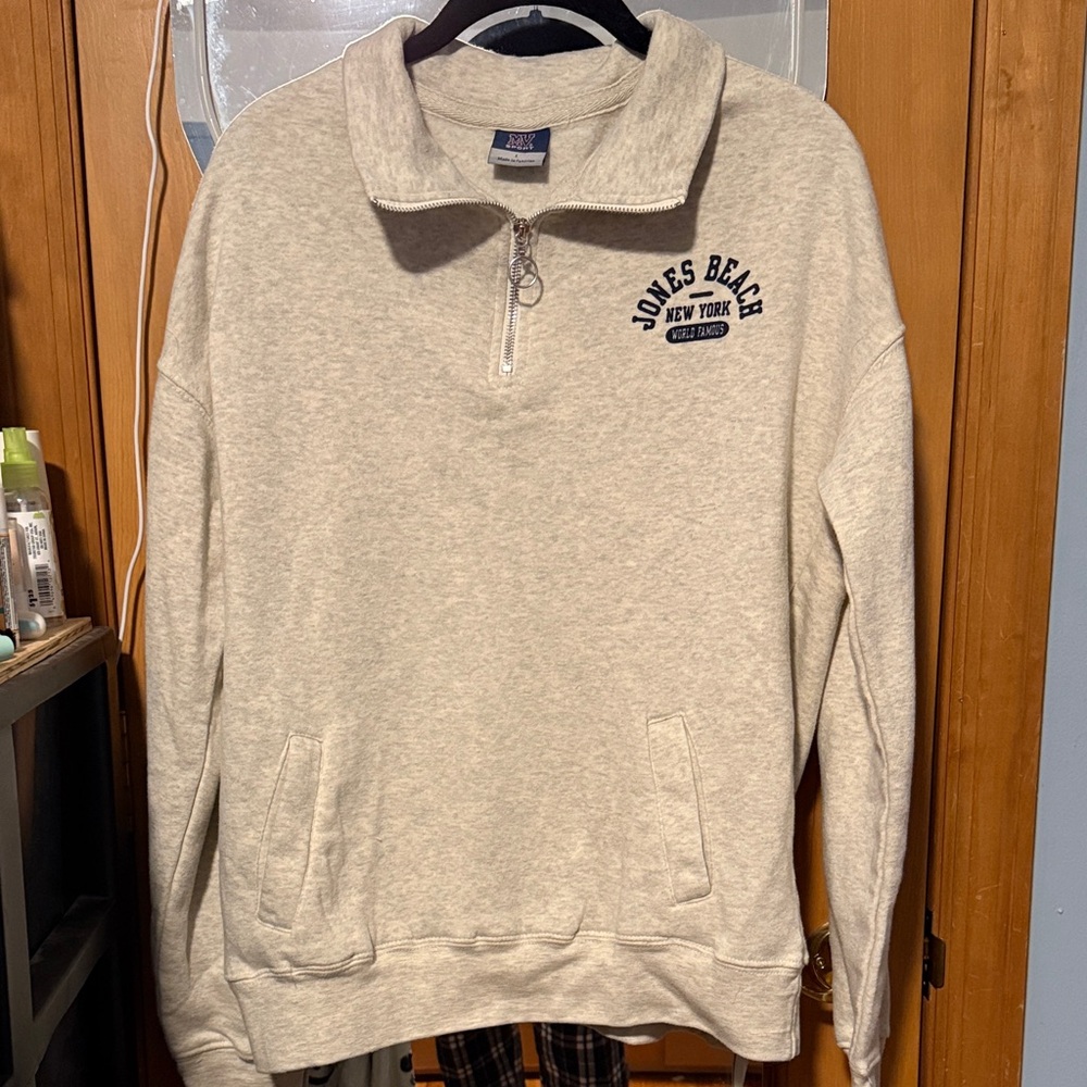Jones Beach New York Unisex Gray Sweater